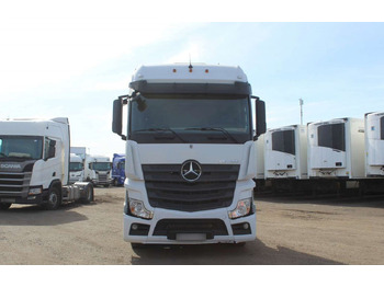 Тягач Mercedes-Benz Actros: фото 2 Тягач Mercedes-Benz Actros: фото 2