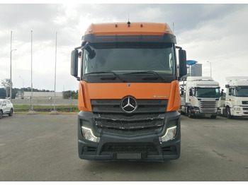 Тягач Mercedes-Benz Actros: фото 2