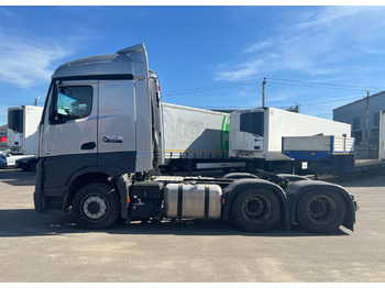 Тягач Mercedes-Benz Actros: фото 4 Тягач Mercedes-Benz Actros: фото 4