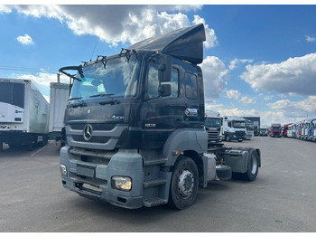 Тягач Mercedes-Benz Axor: фото 3