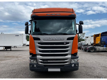 Тягач Scania R: фото 2