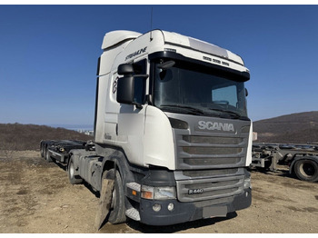 : фото в шапке страницы