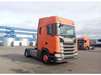 : фото в шапке страницы