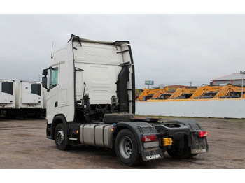 Тягач Scania S: фото 5