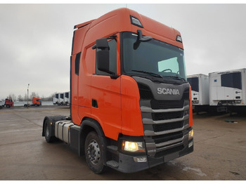 : фото в шапке страницы