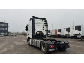 Тягач Shacman X6000: фото 5