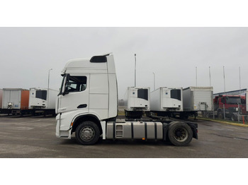 Тягач Shacman X6000: фото 4