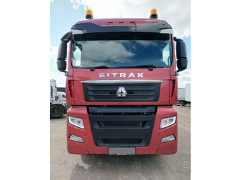 : фото в шапке страницы