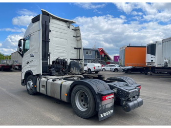 Тягач Volvo FH: фото 5