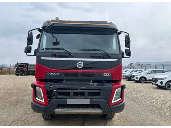 Самосвал Volvo FM Truck 8X4: фото 2