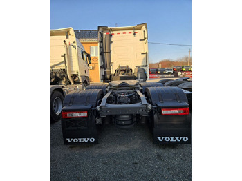 Новый Тягач Volvo FH: фото 5