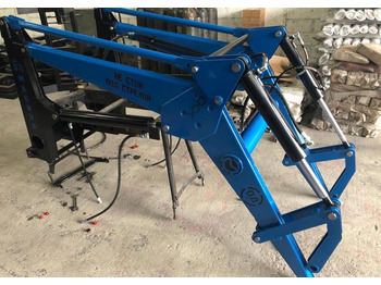 Фронтальный погрузчик для трактора