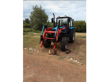 Фронтальный погрузчик для трактора