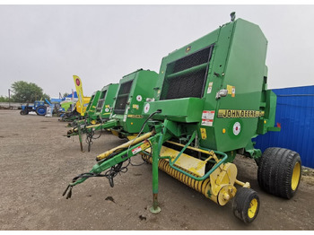 Пресс-подборщик рулонный John Deere 580: фото 3