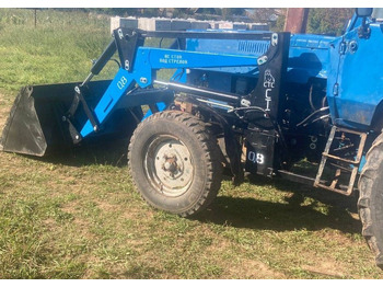 Фронтальный погрузчик для трактора