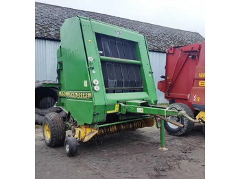 Пресс-подборщик рулонный JOHN DEERE