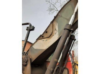 Гусеничный экскаватор Jonyang JY230E: фото 2 Гусеничный экскаватор Jonyang JY230E: фото 2