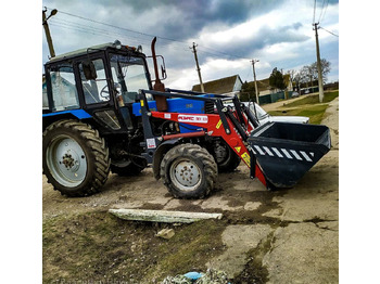 Фронтальный погрузчик для трактора АЗАС ПКУ-0,9: фото 2 Фронтальный погрузчик для трактора АЗАС ПКУ-0,9: фото 2