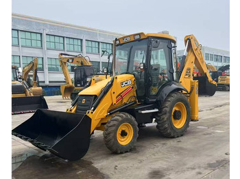 Экскаватор-погрузчик JCB 3CX