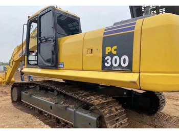Гусеничный экскаватор KOMATSU PC300-8