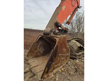 Гусеничный экскаватор Hitachi ZX690LCH-7 Гусеничный экскаватор: фото 3