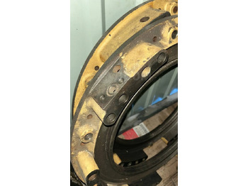 Масляный поддон Komatsu 195-15-71130 Картер Komatsu D375A в Благовещенске: фото 4 Масляный поддон Komatsu 195-15-71130 Картер Komatsu D375A в Благовещенске: фото 4