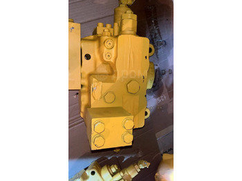Рулевое управление Komatsu 427-S33-3120 Клапан рулевого механизма Komatsu в Благовещенске: фото 3