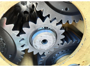 Трансмиссия Komatsu 561-22-78014 / 561-88-70006 Задний мост в сборе Komatsu HD785-7 в Благовещенске: фото 2 Трансмиссия Komatsu 561-22-78014 / 561-88-70006 Задний мост в сборе Komatsu HD785-7 в Благовещенске: фото 2