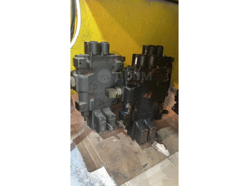 Клапан Komatsu (700-92-25001) Клапан регулирующий в сборе Komatsu WA420-3 в Благовещенске: фото 3 Клапан Komatsu (700-92-25001) Клапан регулирующий в сборе Komatsu WA420-3 в Благовещенске: фото 3