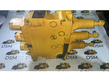 Гидравлический клапан для Строительной техники Komatsu 709-63-11600 Клапан гидравлический в сборе: фото 2 Гидравлический клапан для Строительной техники Komatsu 709-63-11600 Клапан гидравлический в сборе: фото 2
