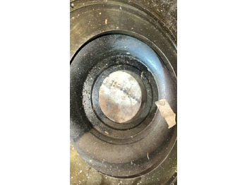 Запчасти Komatsu 711-60-21211 Тарелка ГТР чугунная Komatsu D375A в Благовещенске: фото 4 Запчасти Komatsu 711-60-21211 Тарелка ГТР чугунная Komatsu D375A в Благовещенске: фото 4