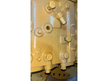 Запчасти Komatsu Клапан КПП Komatsu D375A-2 195-15-01591 (кап. ремонт) в Благовещенске: фото 3 Запчасти Komatsu Клапан КПП Komatsu D375A-2 195-15-01591 (кап. ремонт) в Благовещенске: фото 3