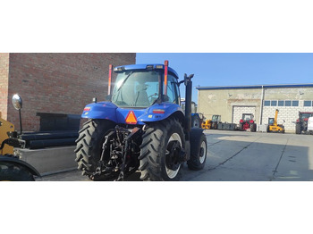 Трактор New Holland T8040: фото 4