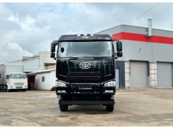 Новый Грузовик бортовой/ Платформа, Автоманипулятор FAW J6P: фото 3