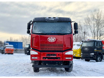 Новый Грузовик бортовой/ Платформа, Автоманипулятор FAW J6P: фото 4