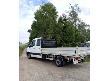 Малотоннажный бортовой грузовик Mercedes-Benz Sprinter: фото 3 Малотоннажный бортовой грузовик Mercedes-Benz Sprinter: фото 3