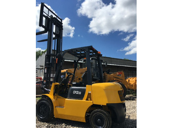 Дизельный погрузчик