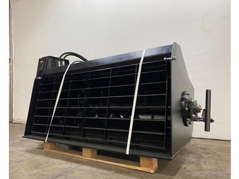 : фото в шапке страницы