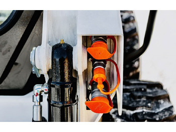 Новый Мини-погрузчик с бортовым поворотом Lonking CDM308: фото 4