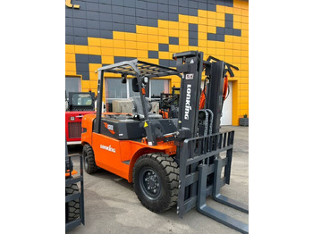 Новый Вилочный погрузчик Lonking LG50DT: фото 4 Новый Вилочный погрузчик Lonking LG50DT: фото 4