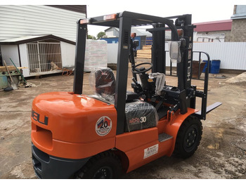 Новый Дизельный погрузчик Вилочный автопогрузчик heli cpcd30 - 2019 г.в: фото 3