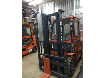 Новый Дизельный погрузчик Вилочный автопогрузчик heli cpcd30 (новый): фото 4