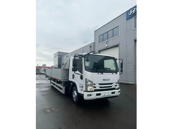 Малотоннажный бортовой грузовик ISUZU