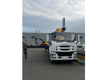 Бортовой грузовик/ Платформа ISUZU ELF