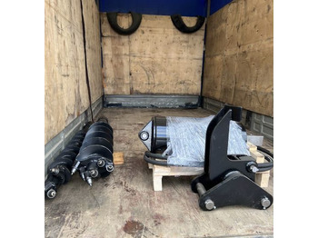 Новый Бур Гидробур гидровращатель JCB 3cx: фото 2