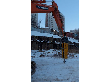 Новый Гидромолот Гидромолот на экскаваторы 10-18 тонн: фото 3