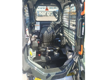 Новый Мини-погрузчик с бортовым поворотом Bobcat 530: фото 5