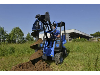 : фото в шапке страницы