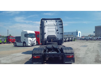 Новый Тягач Shacman X6000: фото 4 Новый Тягач Shacman X6000: фото 4
