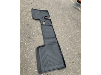 Новый Кабина и интерьер для Грузовиков Без бренда Ковров кабины Камаз (электронный педаль газа) 3.шт: фото 3 Новый Кабина и интерьер для Грузовиков Без бренда Ковров кабины Камаз (электронный педаль газа) 3.шт: фото 3